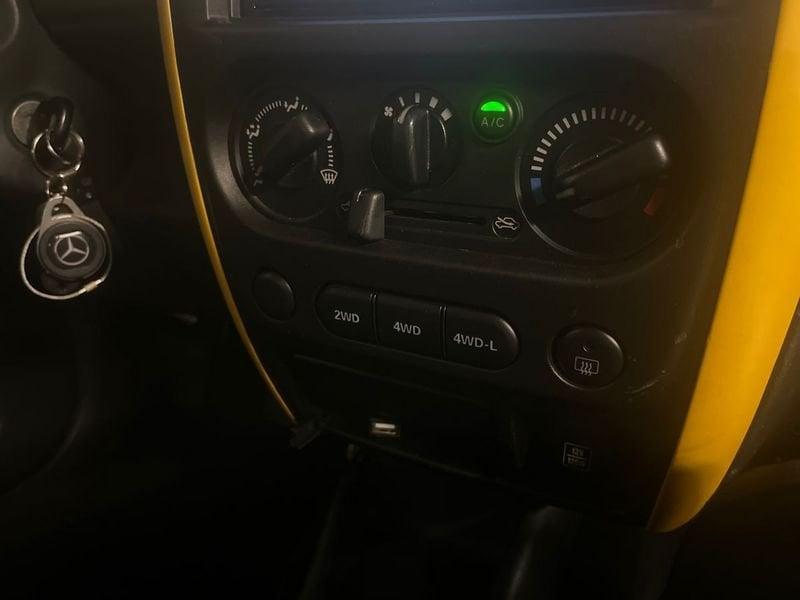 Suzuki Jimny Jimny 1.3 4WD Evolution