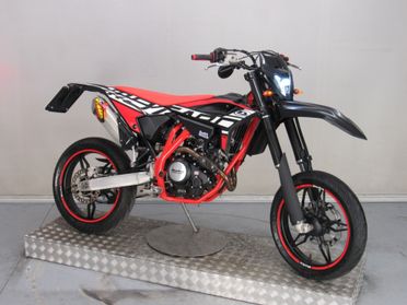 Beta RR 125 4T SUPERMOTARD