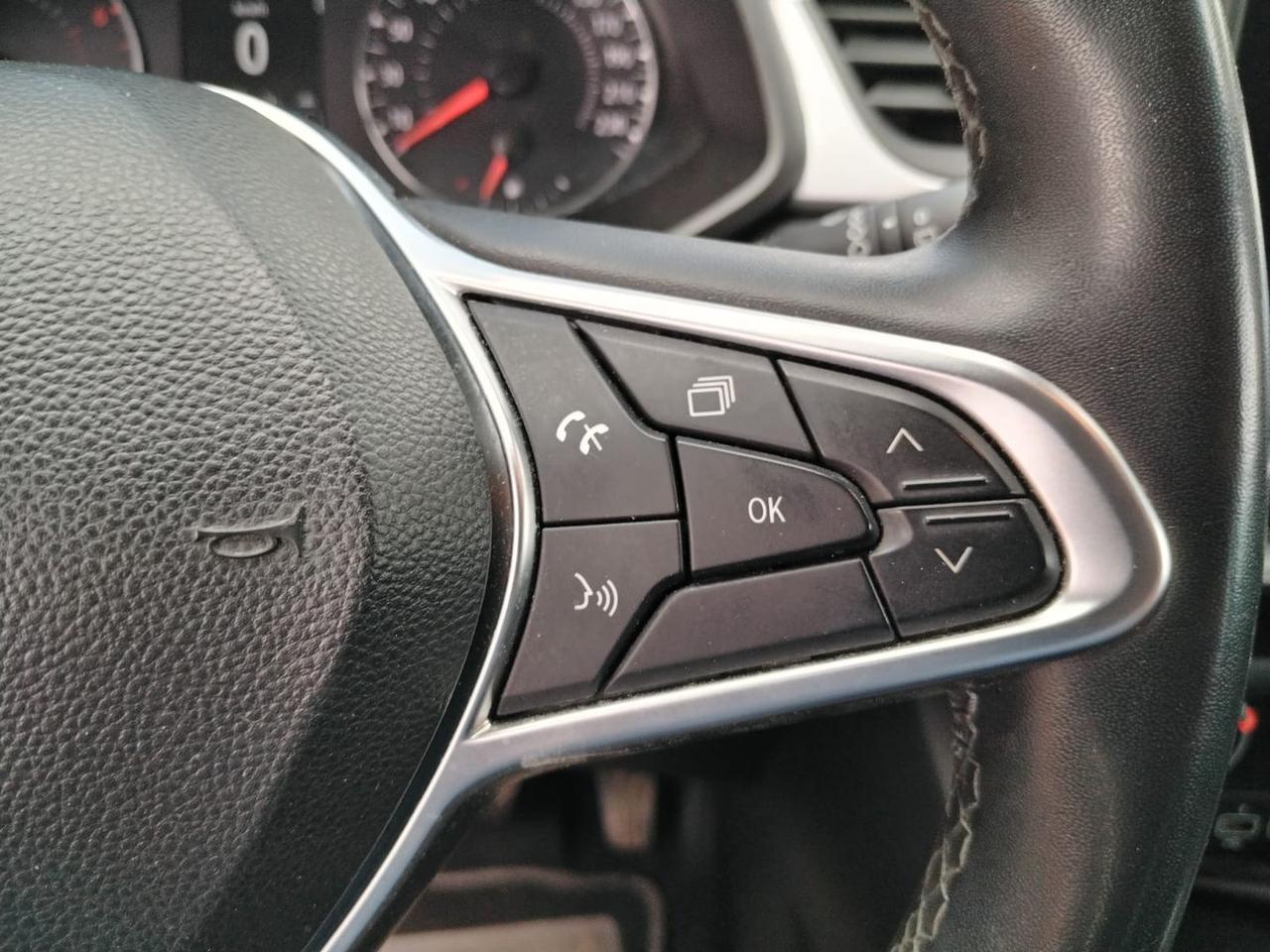 Renault Captur Zen TCe 100