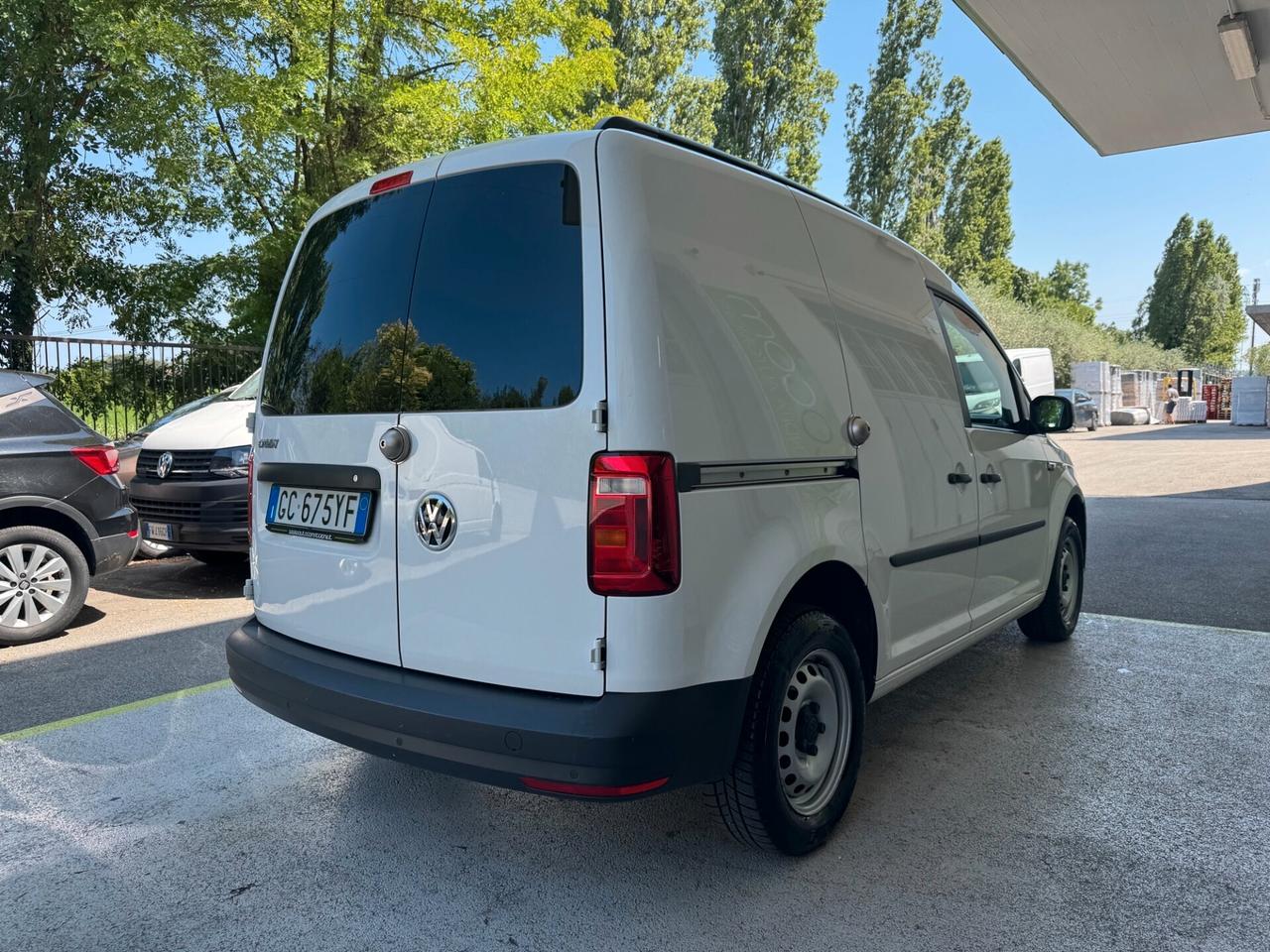 Volkswagen Caddy 2.0TDI DSG BUSINESS GARANZIA24MES