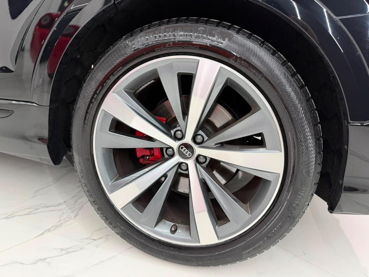 Audi Q8 50 TDI 286 CV quattro Sline