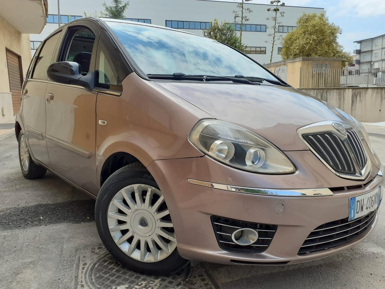 Lancia MUSA LANCIA MUSA 1.4 16V EURO 5 ORO