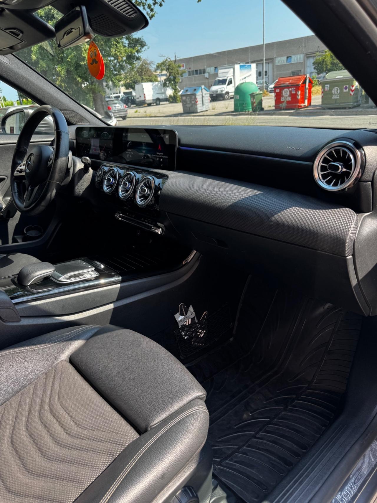 Mercedes-benz A 180 A 180 d Automatic Business Extra