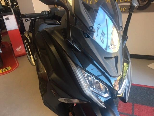 Kymco AK 550 ABS + TCS