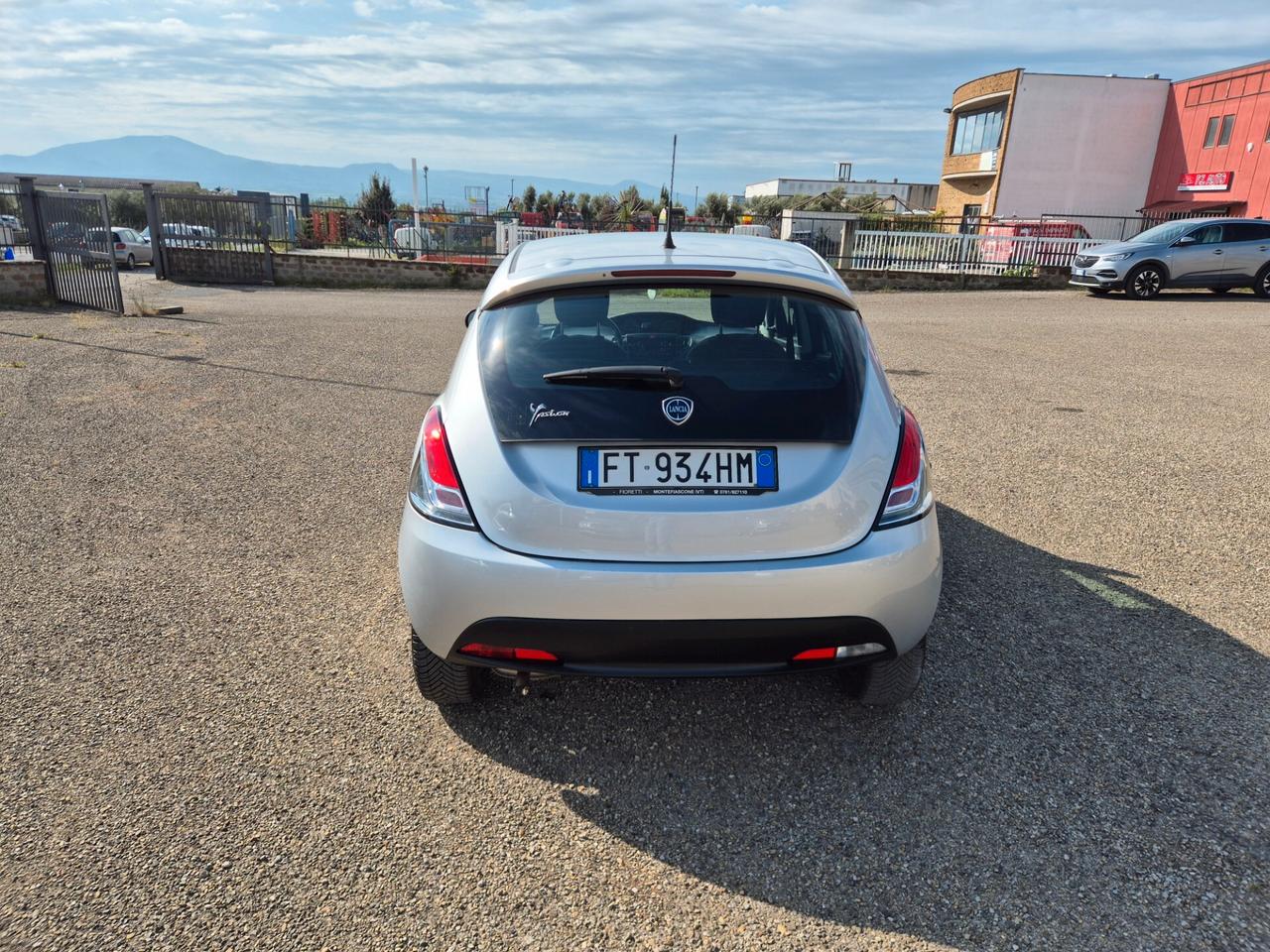 Lancia Ypsilon 1.2 69 CV 5 porte Elefantino Blu