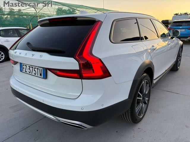 VOLVO V90 Cross Country 2.0 d5 Pro awd geartronic my19 - FZ375TW