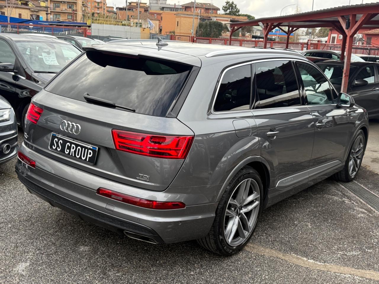 Q7 3.0 TDI 218 CV-7 posti -unipro-iva esp-s-line -