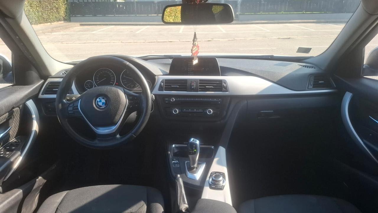 Bmw 318 318d Touring Business aut.