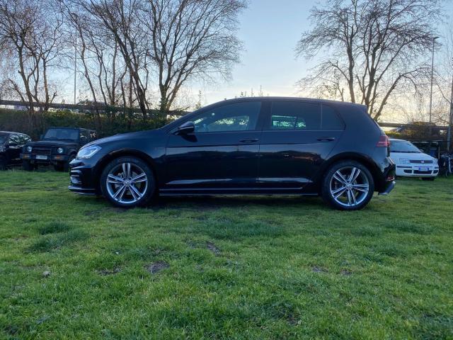 Volkswagen Golf 7.5 R-Line DSG * Appena tagliandata * Unipro.