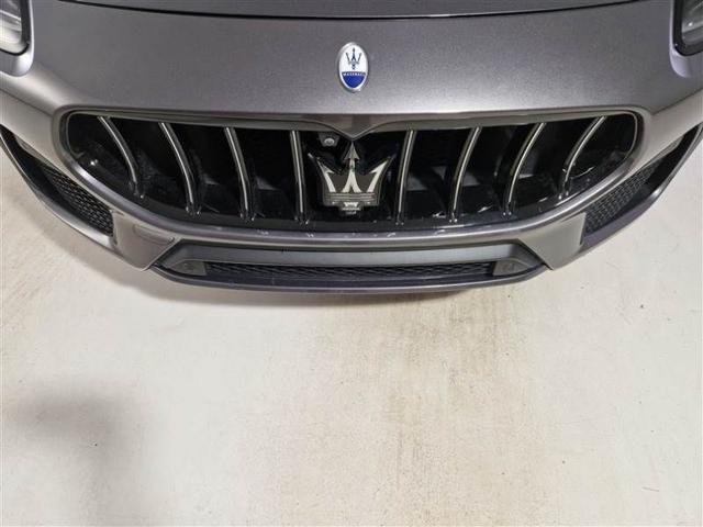 MASERATI Grecale MHEV 300 CV AWD GT
