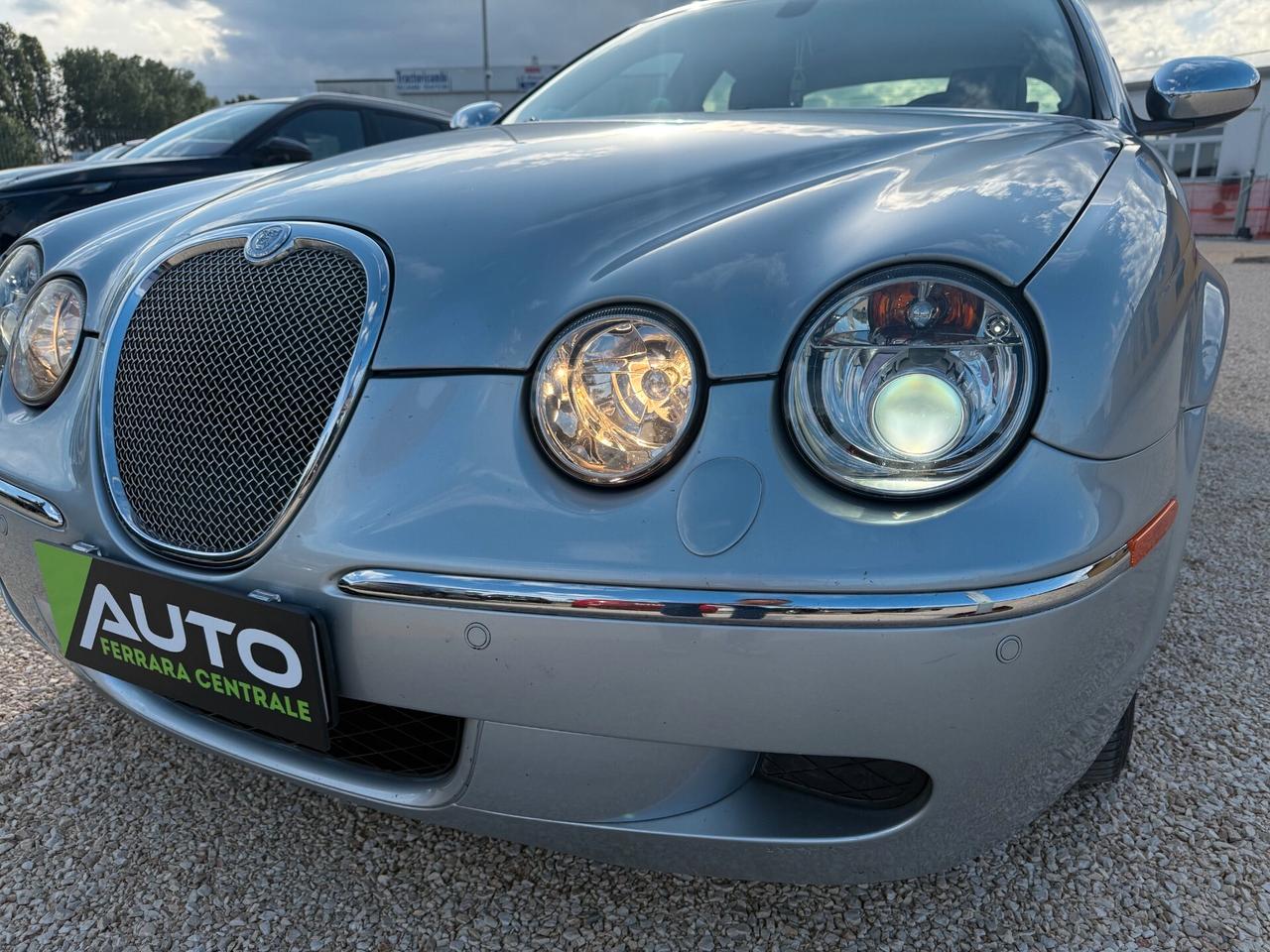 Jaguar S-Type 2.7 diesel V6 Executive