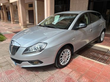 Lancia Delta 1.6 MJT 120cv perfetta-2011