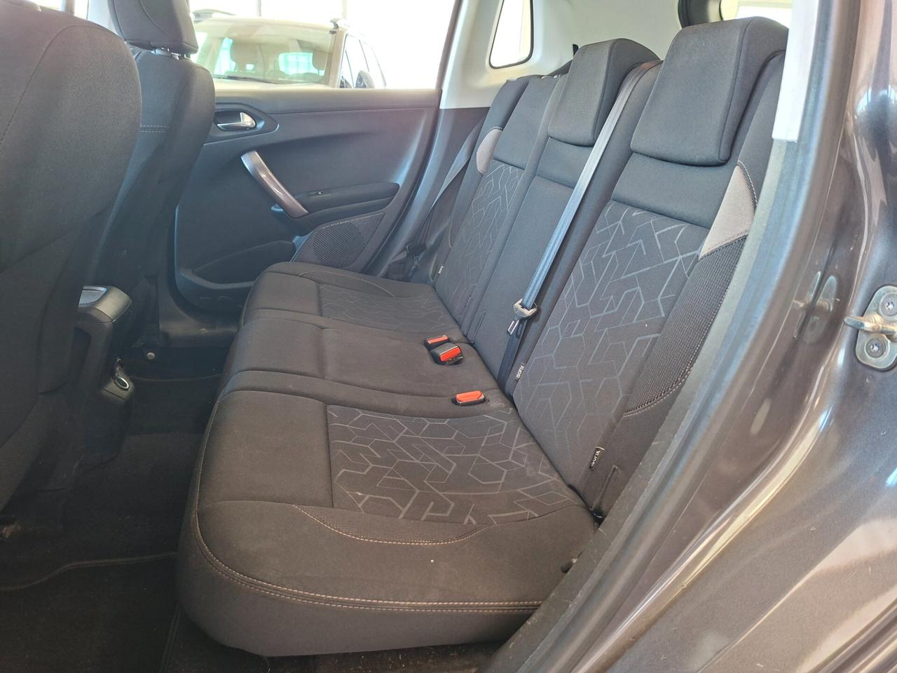 Peugeot 2008 1.2 EURO 6 / DA NEOPATENTATI