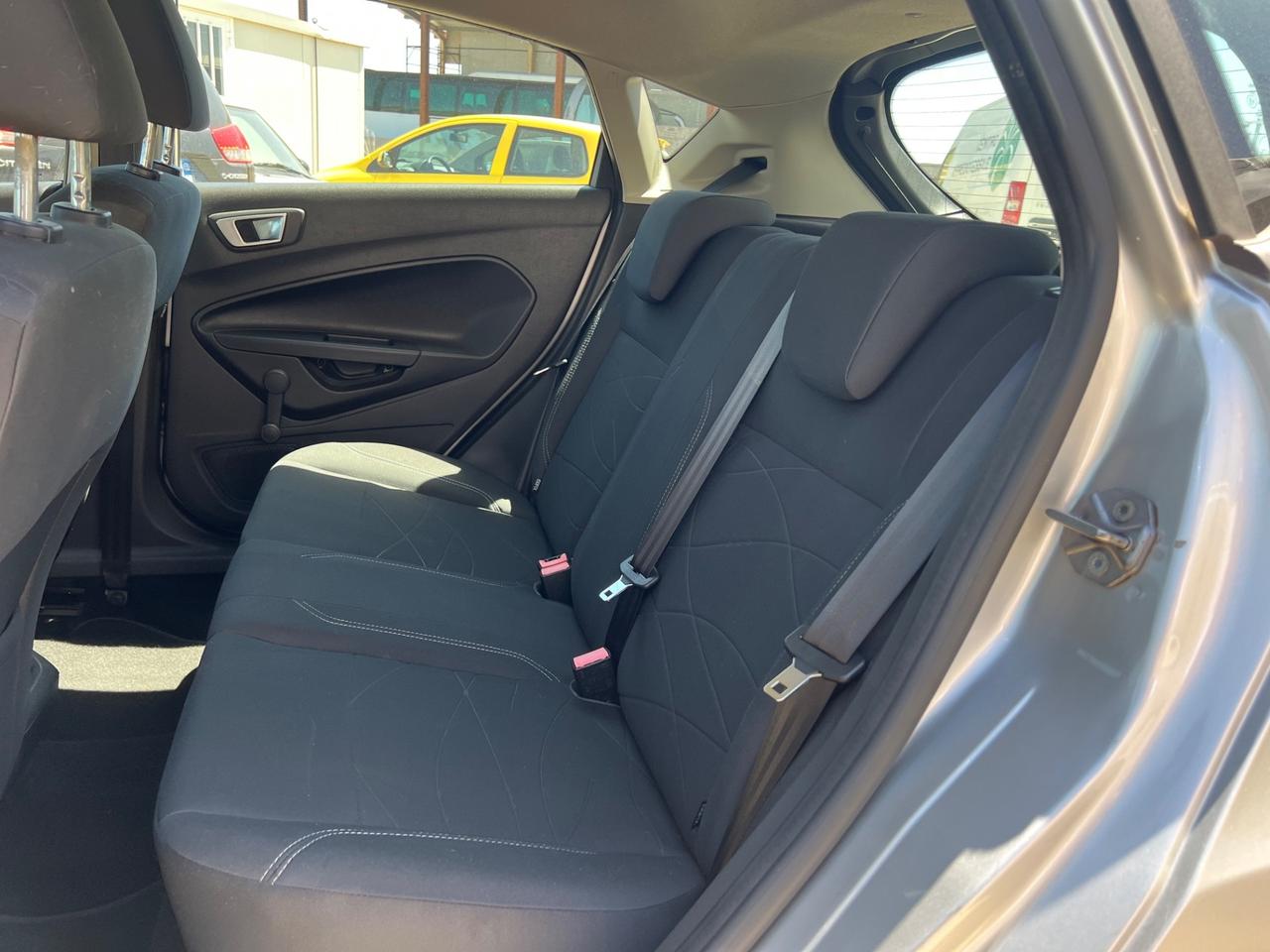 Ford Fiesta 1.5 TDCi 75CV 5 porte Business