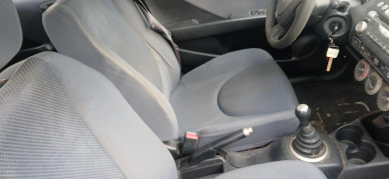 Honda Jazz 1.2 benzina neopatentati