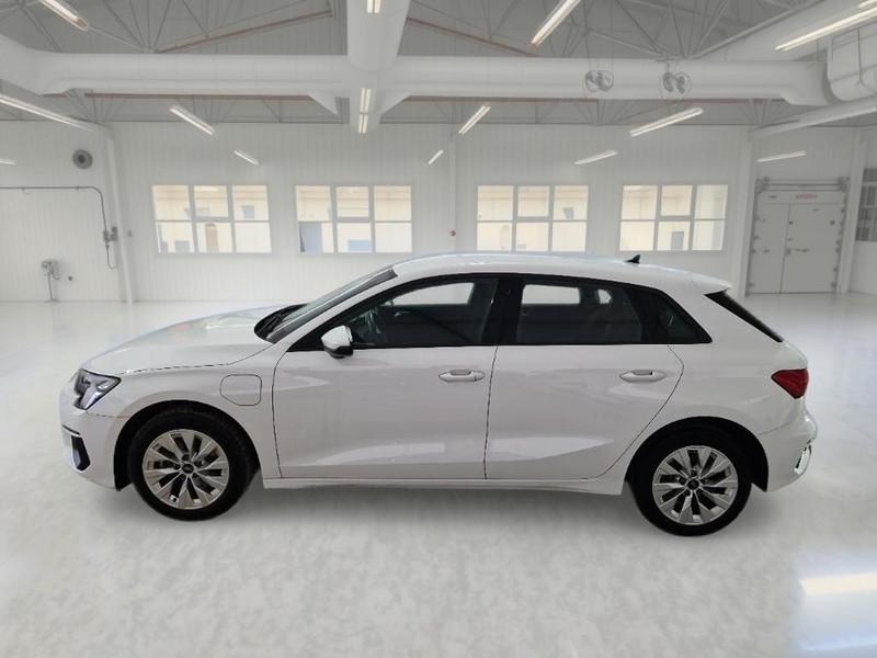 AUDI A3 SPORTBACK 40 TFSI E S TRONIC BUSINESS S.BACK 5 PORTE BERLINA