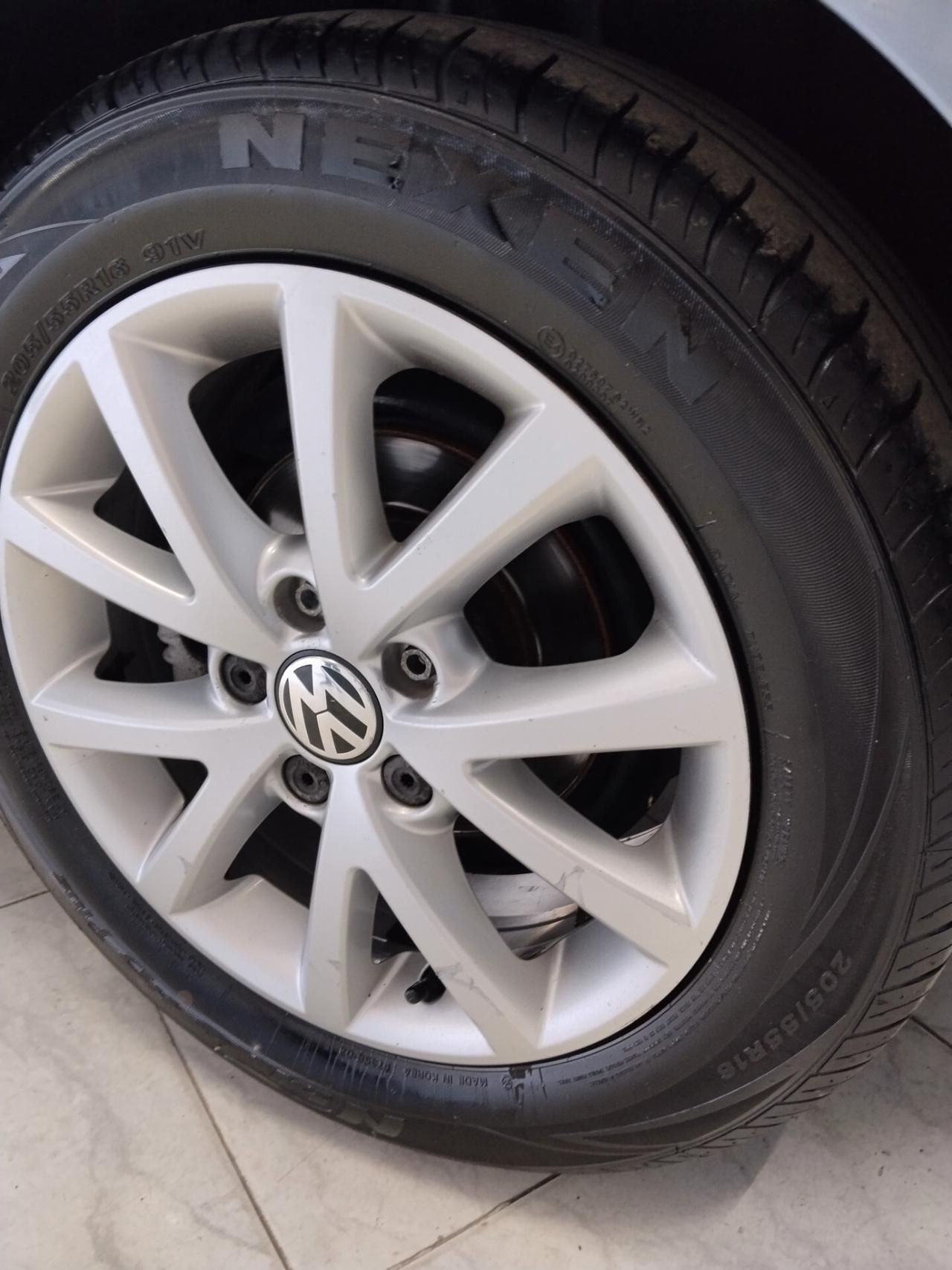 Volkswagen Golf 1.4 benzina CON GARANZIA