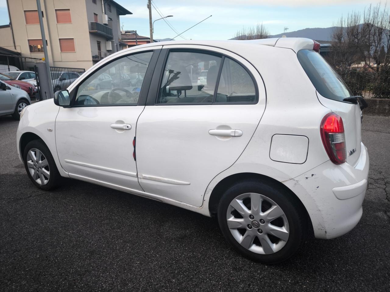NISSAN MICRA 1,2 BENZ- CAMBIO AUTOMATICO-KM 78000-