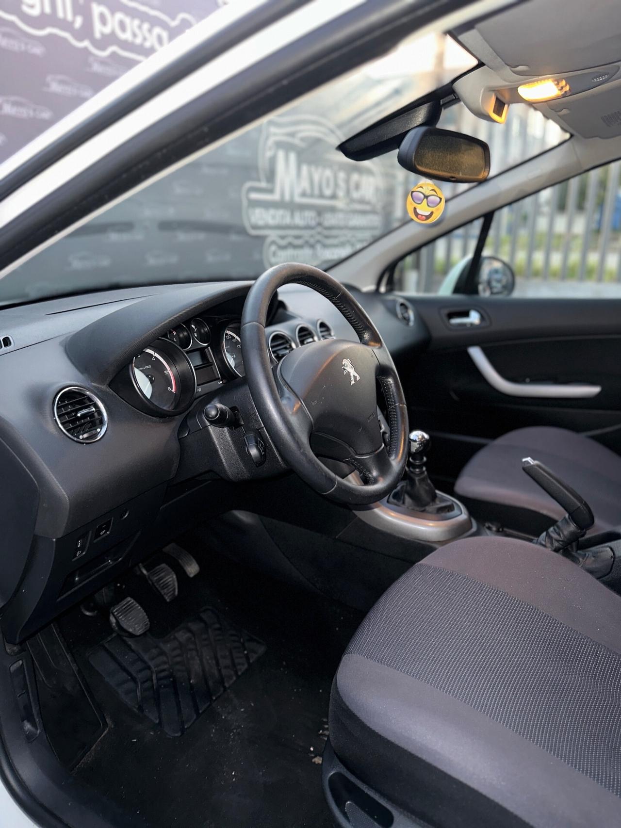 PEUGEOT 308 (anno 2012)