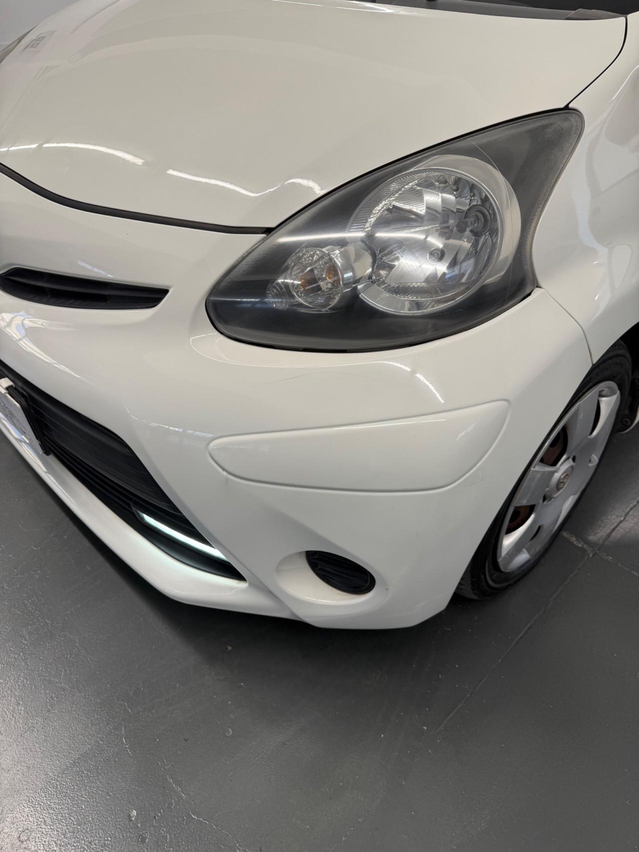 Toyota Aygo 1.0 12V VVT-i 5 porte Lounge Connect