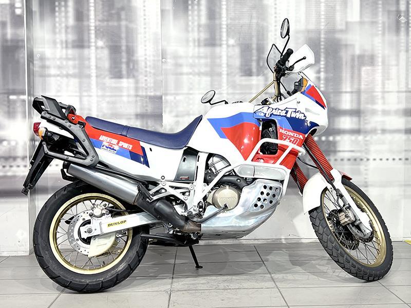 Honda Africa Twin 750 XRV
