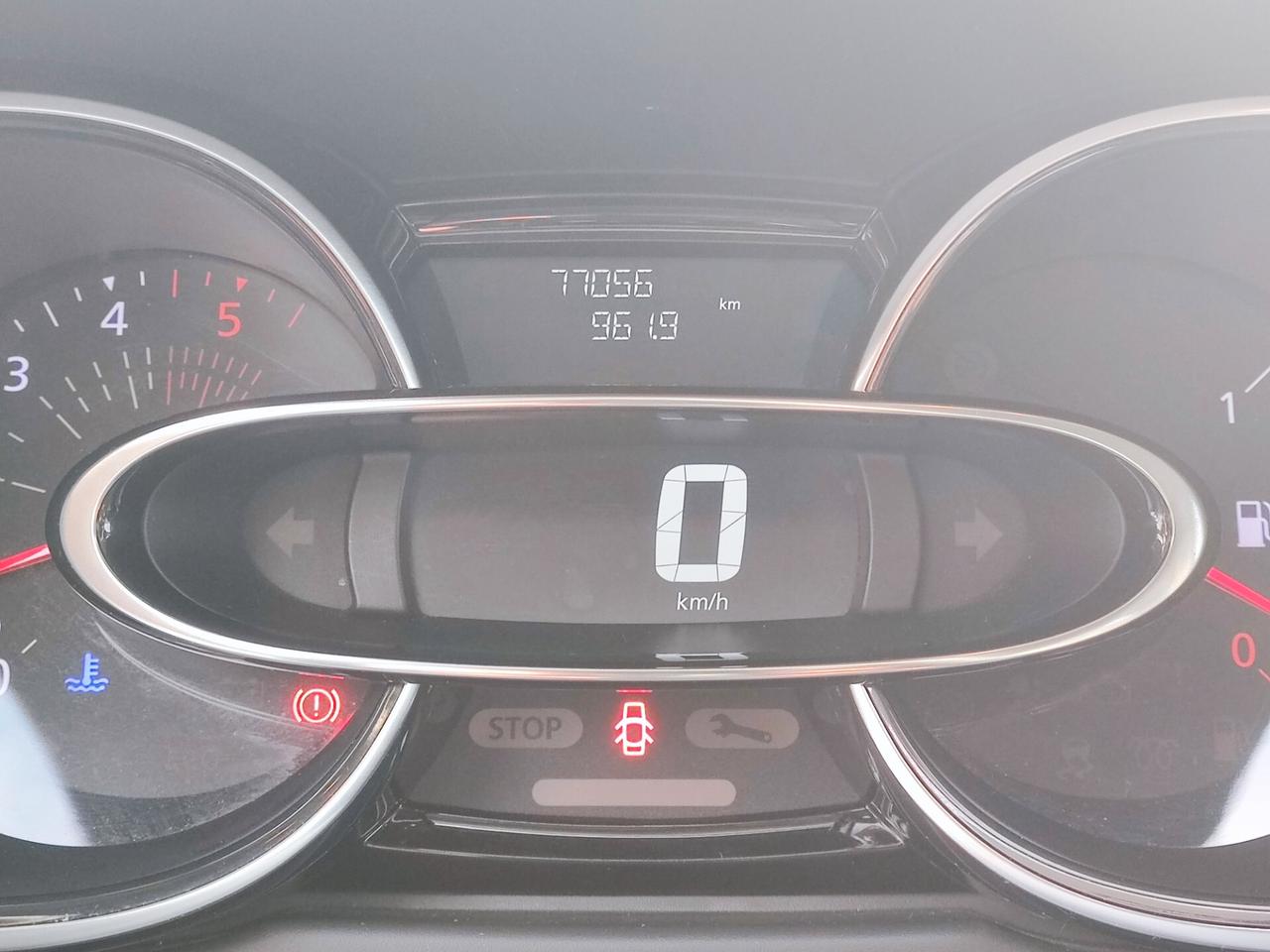 Renault Clio dCi 8V 75 CV 5 porte Moschino Life