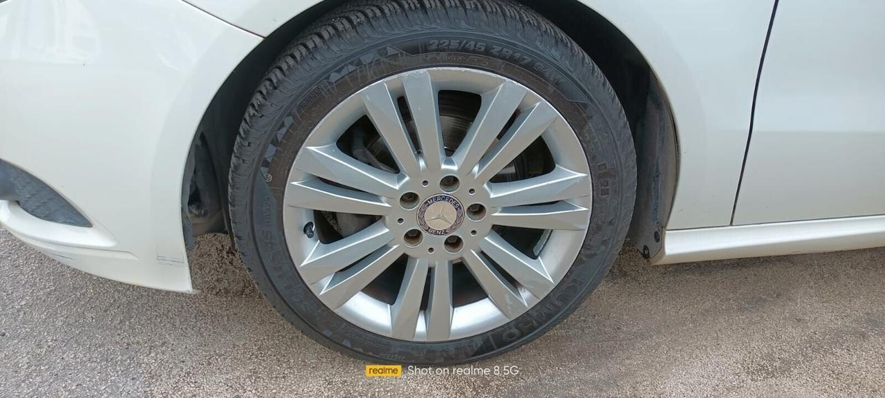 Mercedes-benz B 180 B 180 CDI Automatic Premium