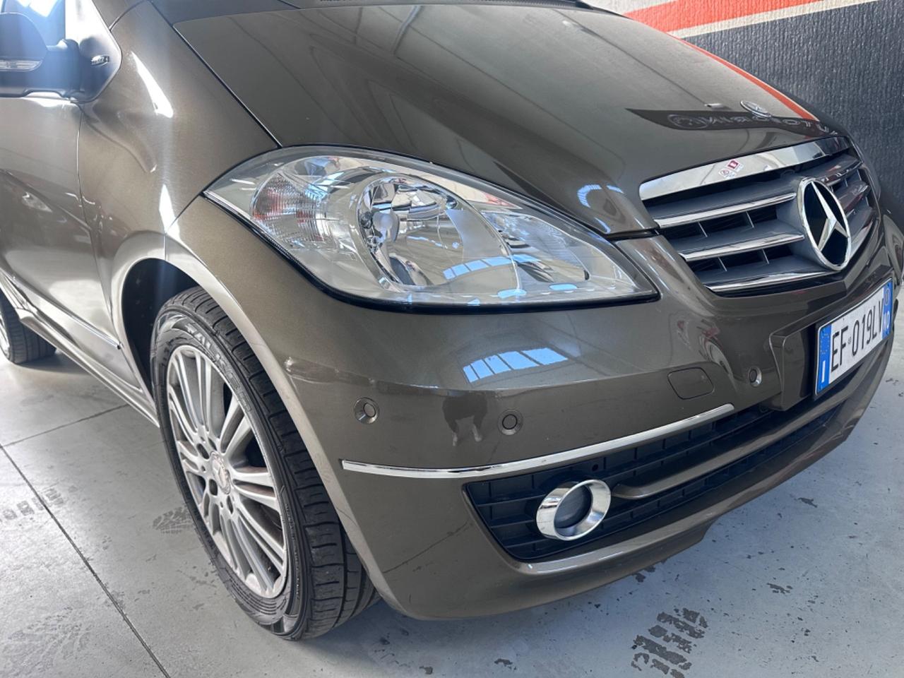 Mercedes-benz A 160 BlueEFFICIENCY Elegance