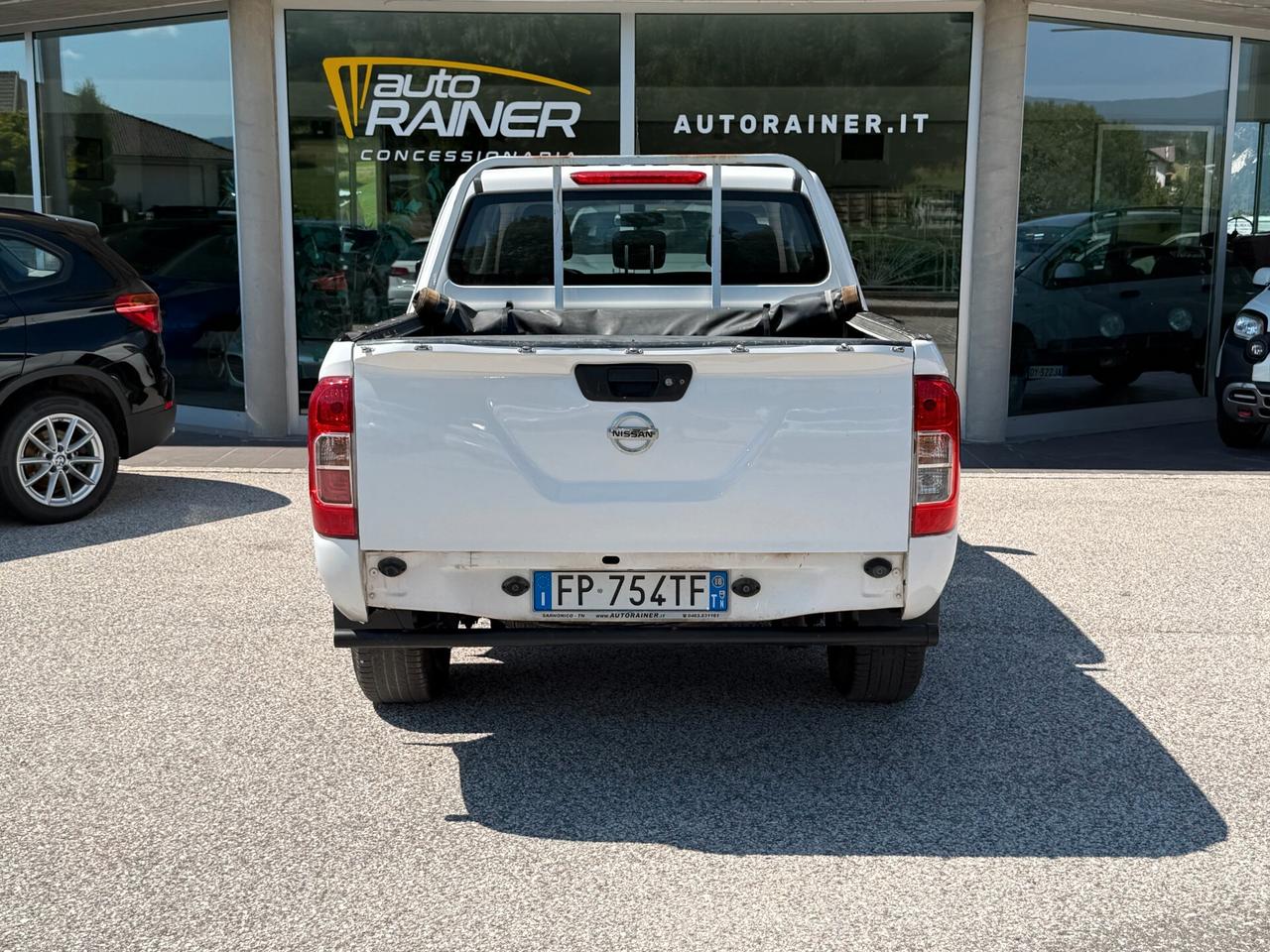 Nissan Navara 2.3 dCi 163cv 4WD Double Cab