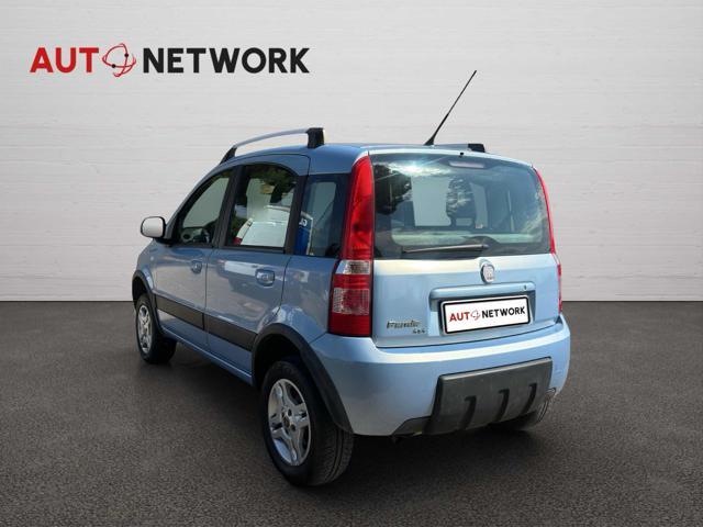 FIAT Panda 1.3 MJT 16V DPF 4x4 Climbing
