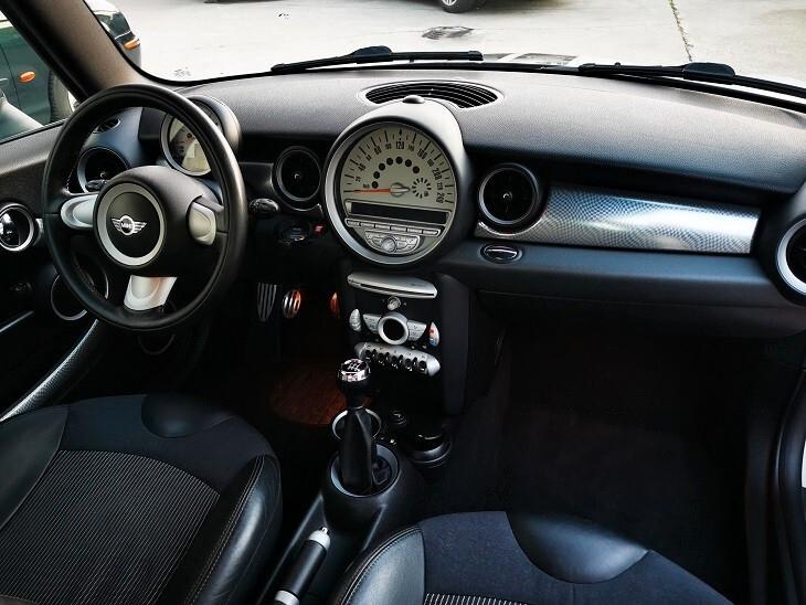 Mini Mini COOPER S (SOLO KM.8000)
