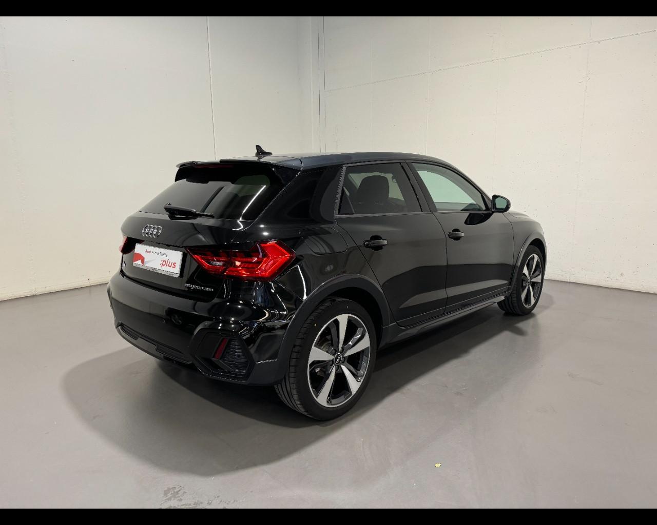 AUDI A1 ALLSTREET 30 TFSI IDENTITY CONTRAST