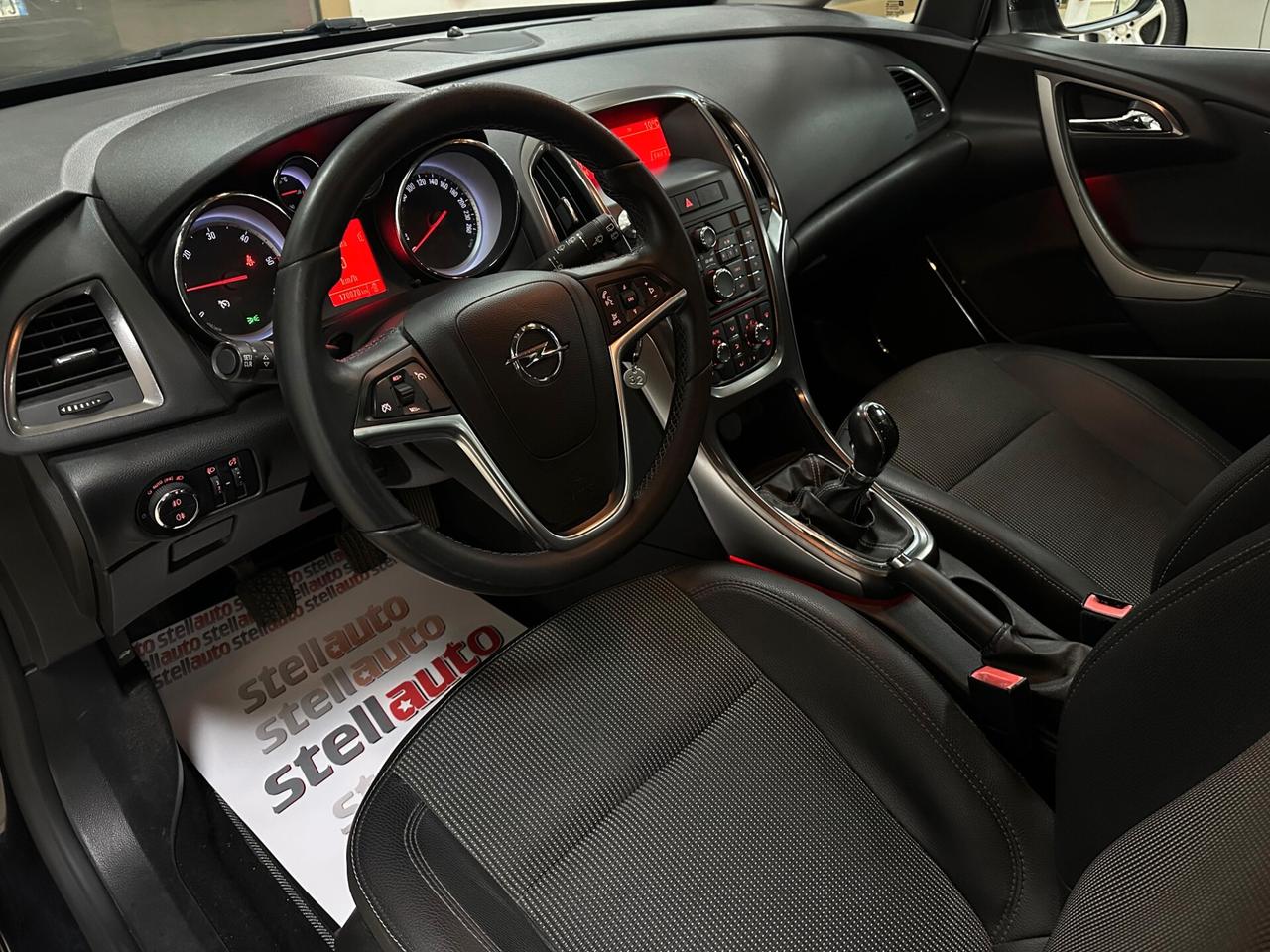 Opel Astra Sports Tourer 1.7 CDTI Cosmo 110cv
