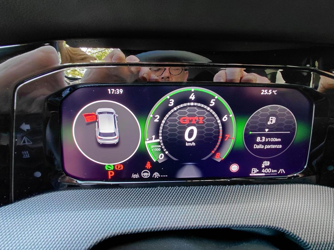 Volkswagen Golf 2.0 tsi DSg 265 Cv TSI GTI #10384