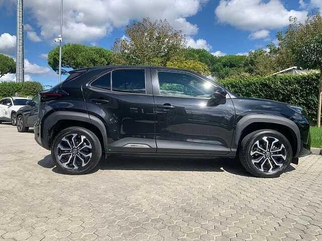 Toyota Yaris Cross 1.5 Hybrid 5p. E-CVT AWD-i Trend