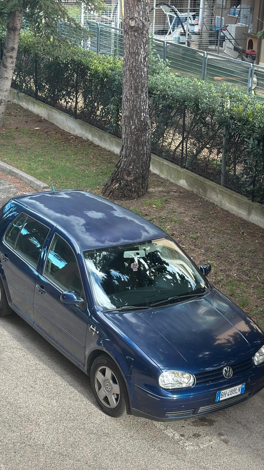 Volkswagen Golf 1.6 cat 5 porte