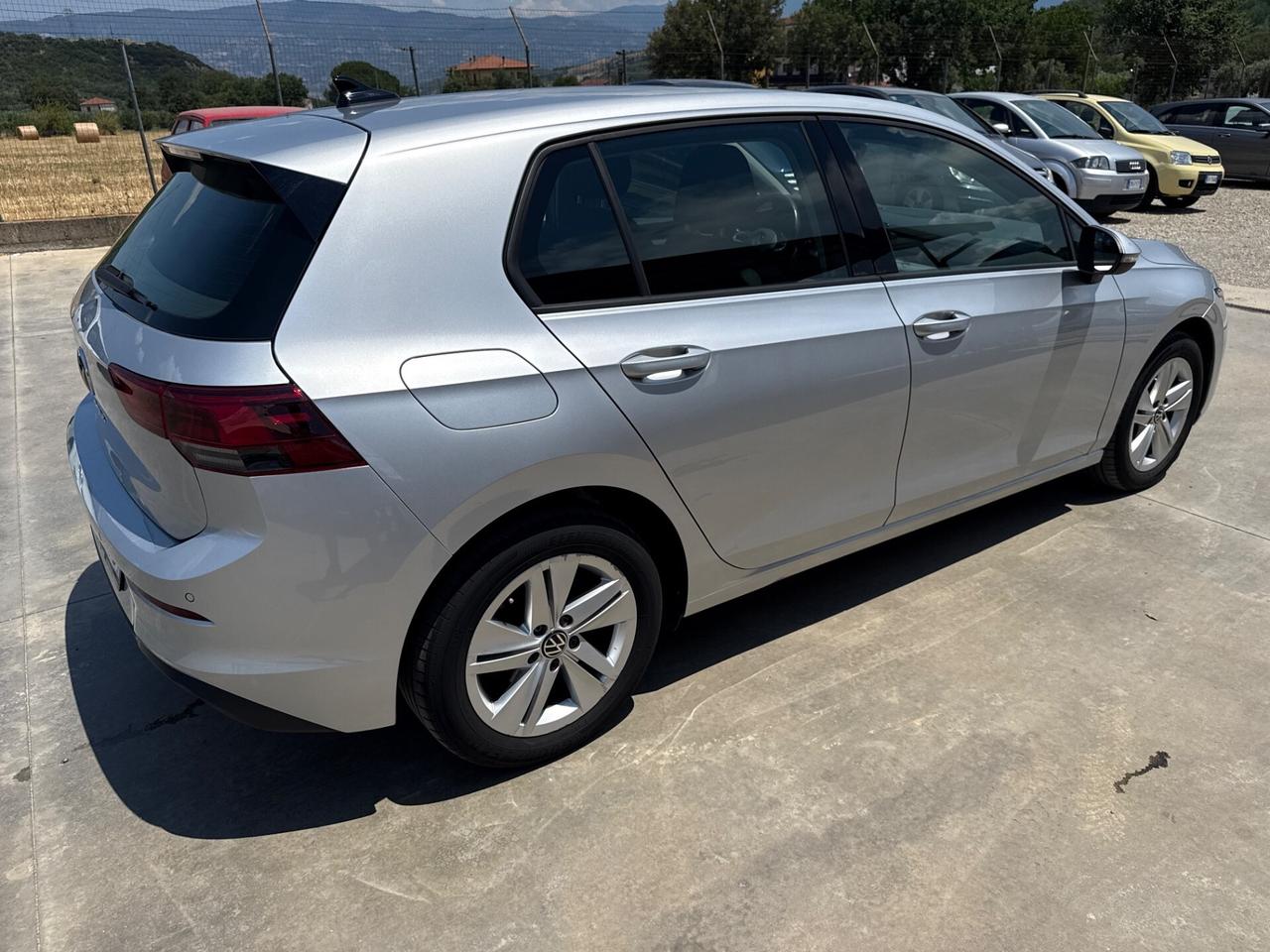 Volkswagen Golf 8 2.0 TDI 116cv SCR Style 2021