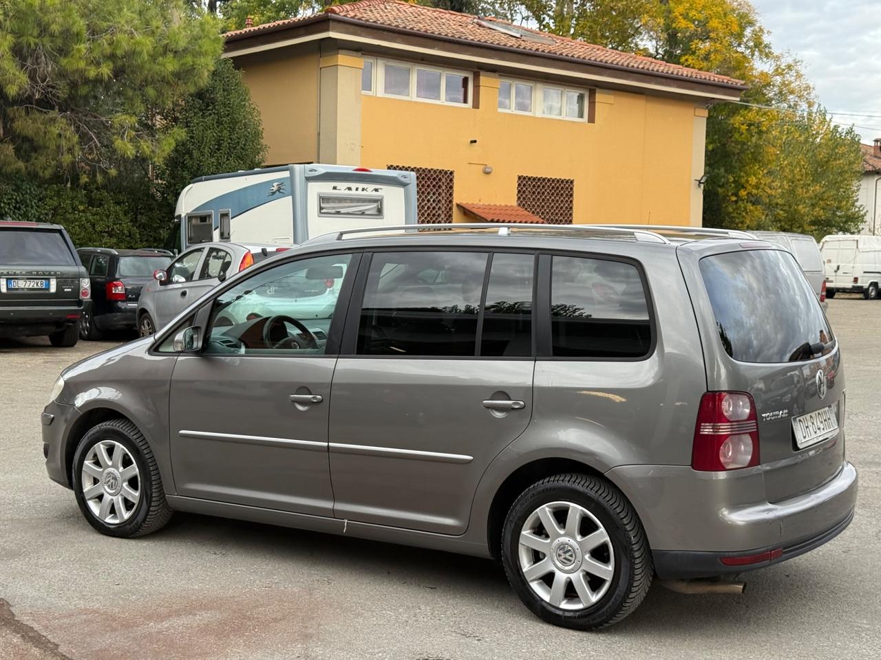 Volkswagen Touran 2.0 Highline Ecofuel 7 posti