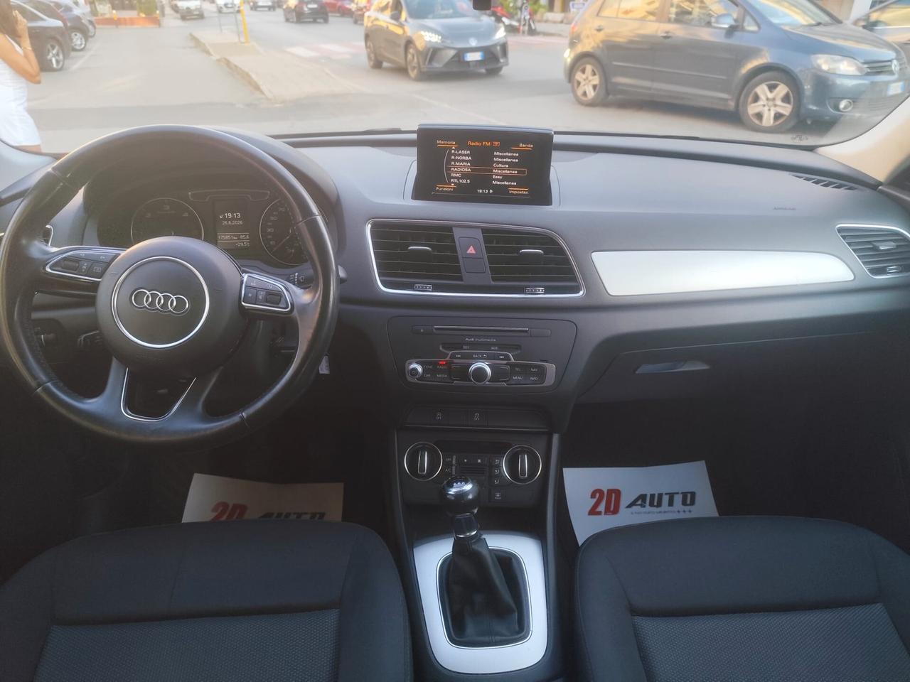 Audi Q3 2.0 TDI Design * Navi * Full Led * Garantita 12 Mesi
