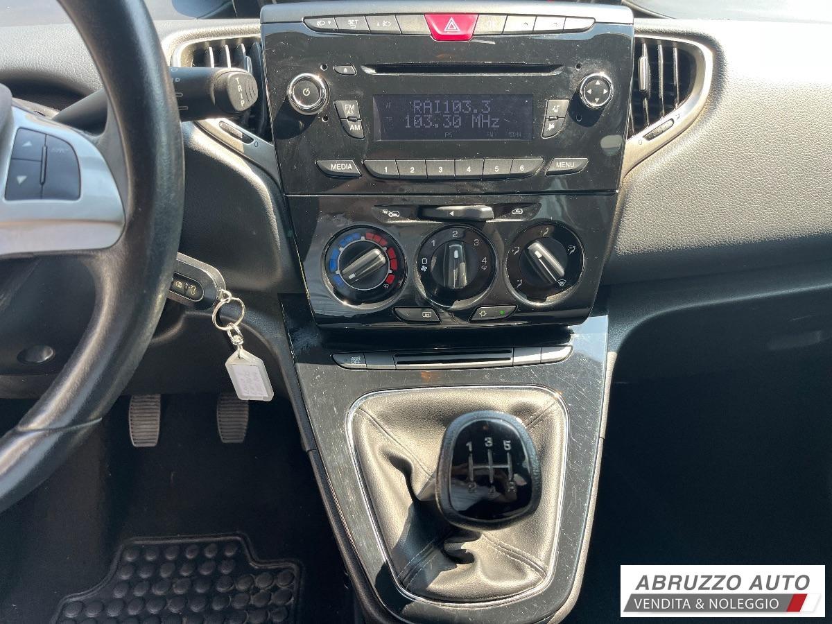 LANCIA Ypsilon 1.3 MJT 16V 95 CV 5 porte Platinum