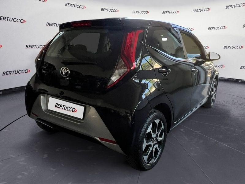 Toyota Aygo 2ª serie Connect 1.0 VVT-i 72 CV 5 porte x-clusiv MMT