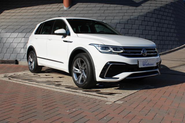 VOLKSWAGEN Tiguan 2.0TDI DSG 4MOTION R-Line IQLED-KAMERA