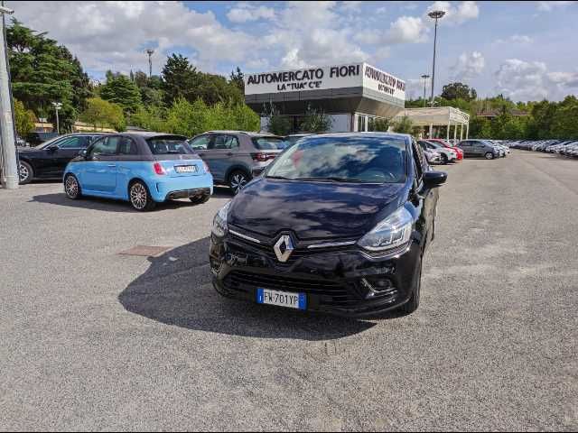 RENAULT Clio IV 2017 Clio 1.5 dci Moschino Zen 90cv