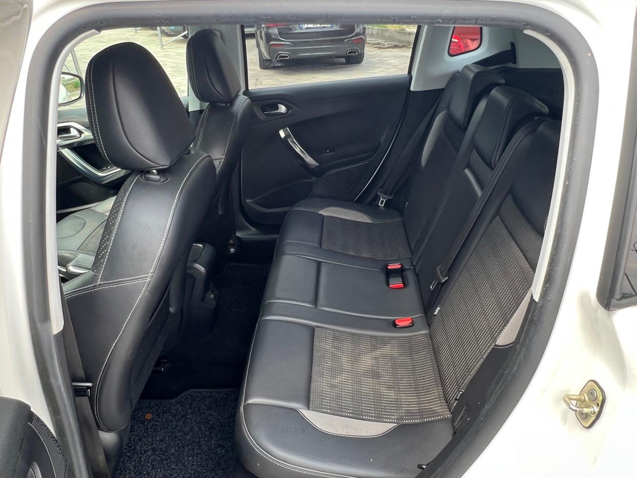 Peugeot 2008 1.6 e-HDi 92 CV Active FINANZIABILE
