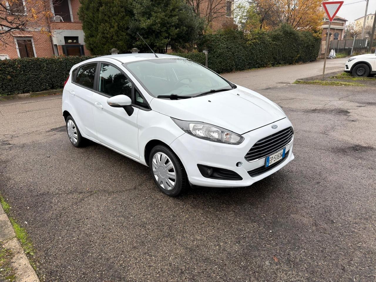 Ford Fiesta 1.4 5 porte Bz.- GPL - 2012