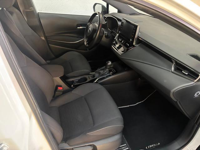 TOYOTA Corolla Touring Sports 1.8 Hybrid Business