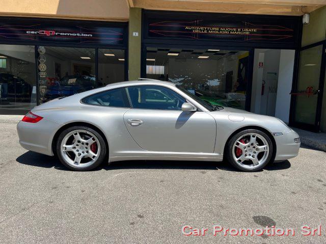 PORSCHE 911 Carrera 4S Coupé