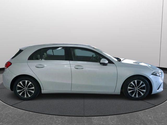 MERCEDES-BENZ A 180 d Automatic Business Extra Uniprop. Certificata