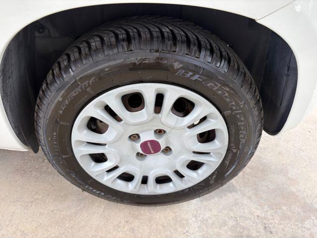 FIAT Panda 1.2 Easy EURO 5 BENZ OK NEOPATENTATI PRONTA CONS.