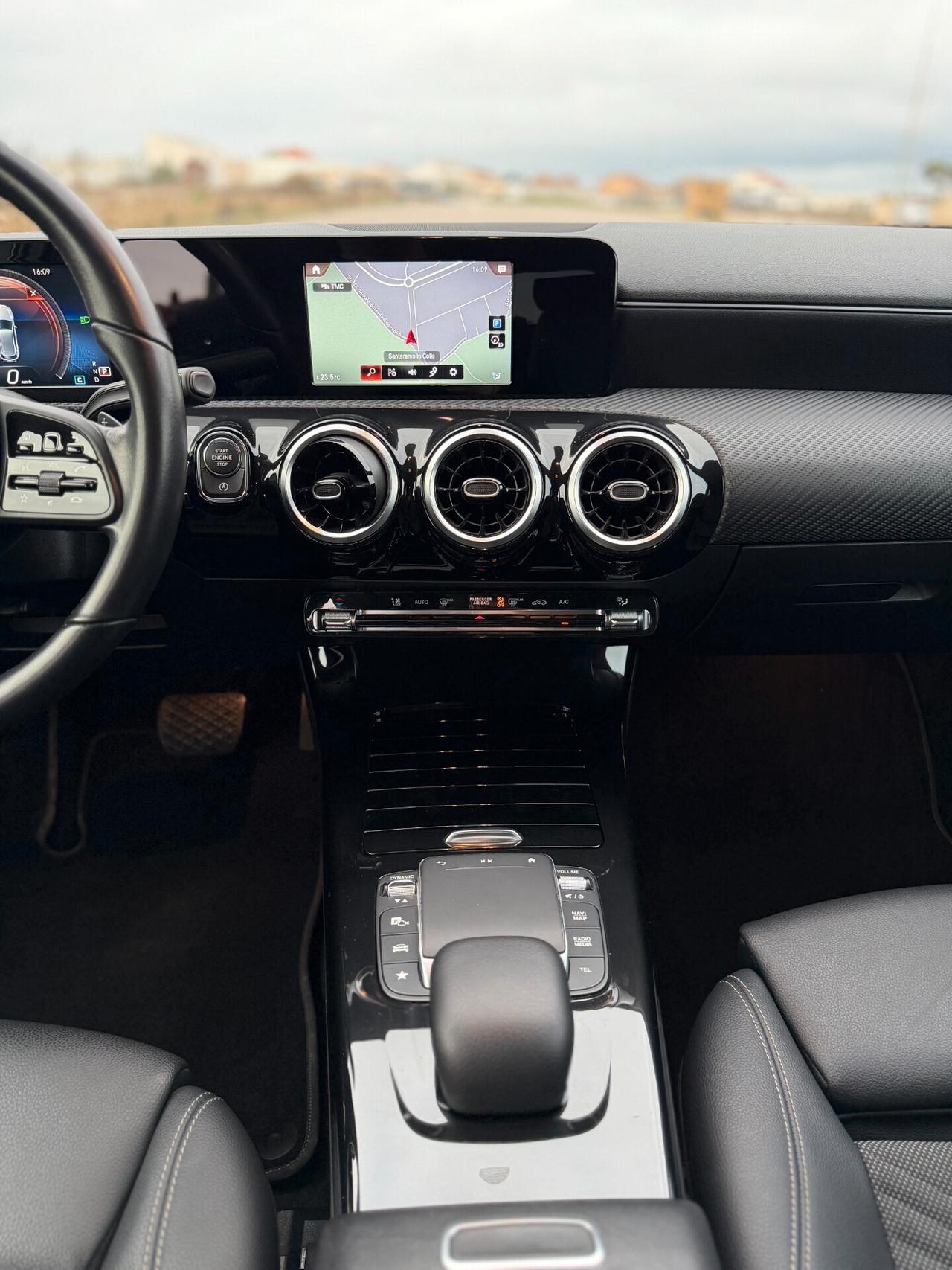 Mercedes-benz A 180 d Automatic 116cv auto 32.000km